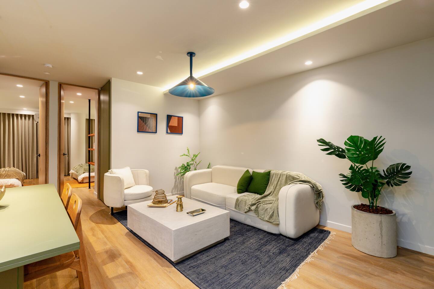 Two-Bedroom Daily Rental Apartment in Prime Provenza Location — imagen 1