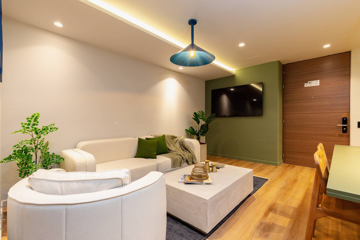 Two-Bedroom Daily Rental Apartment in Prime Provenza Location — imagen 4
