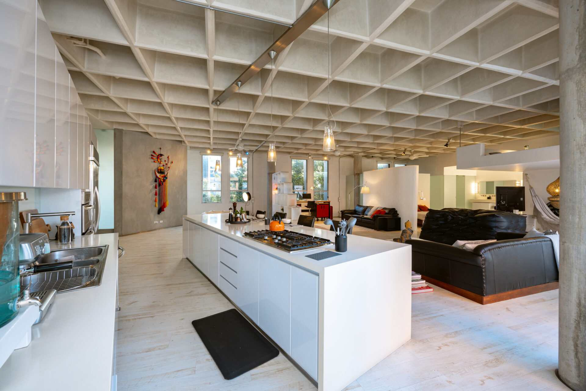 New York Style Luxury Loft Apartment with Industrial Design — imagen 4
