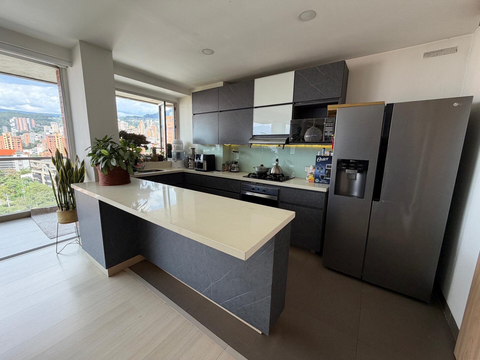 High Level Two Bedroom Apartment in Milla De Oro — imagen 4