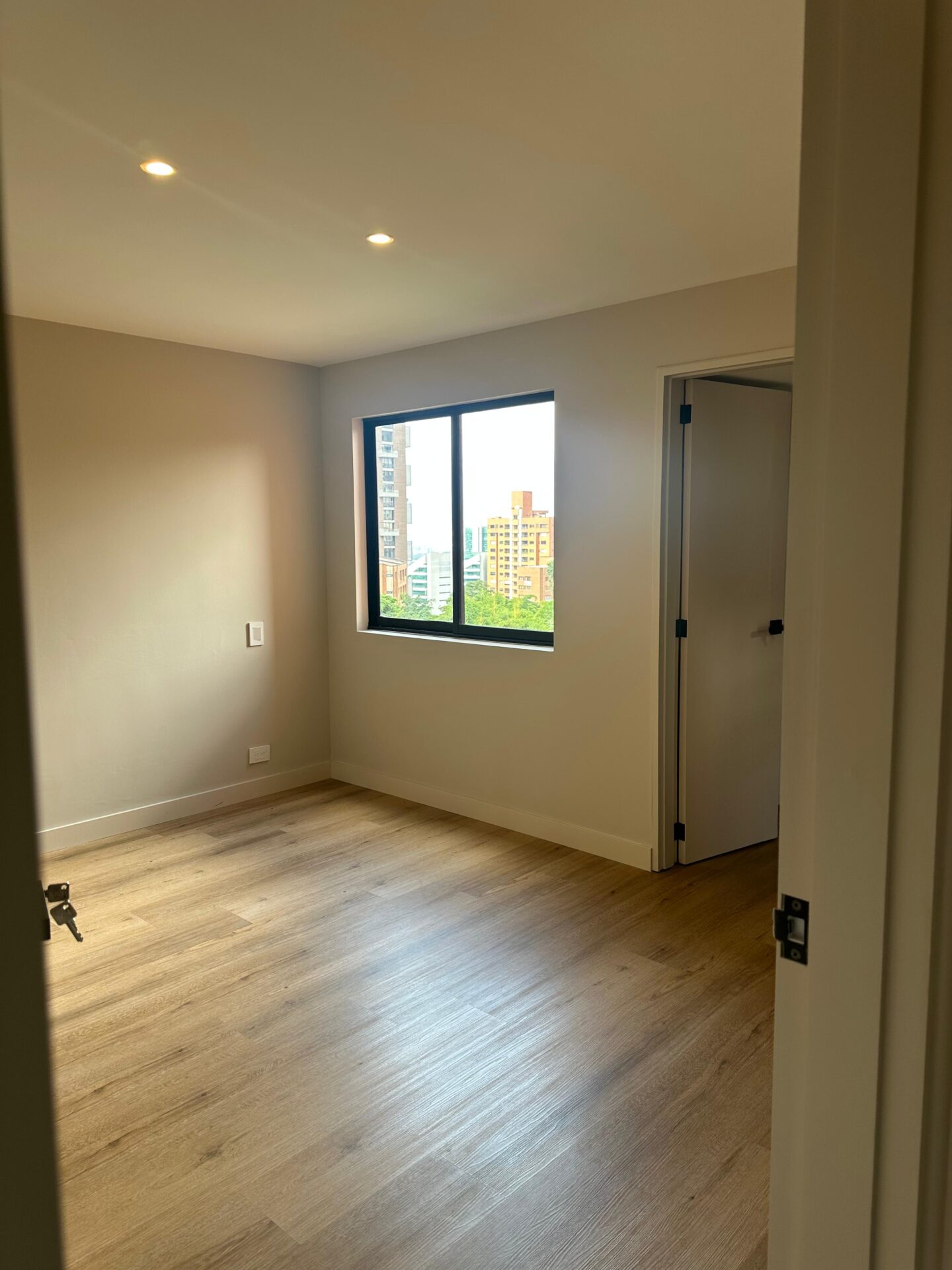 Fully Remodeled Apartment with Modern Design in the Golden Mile, Alejandria — imagen 3