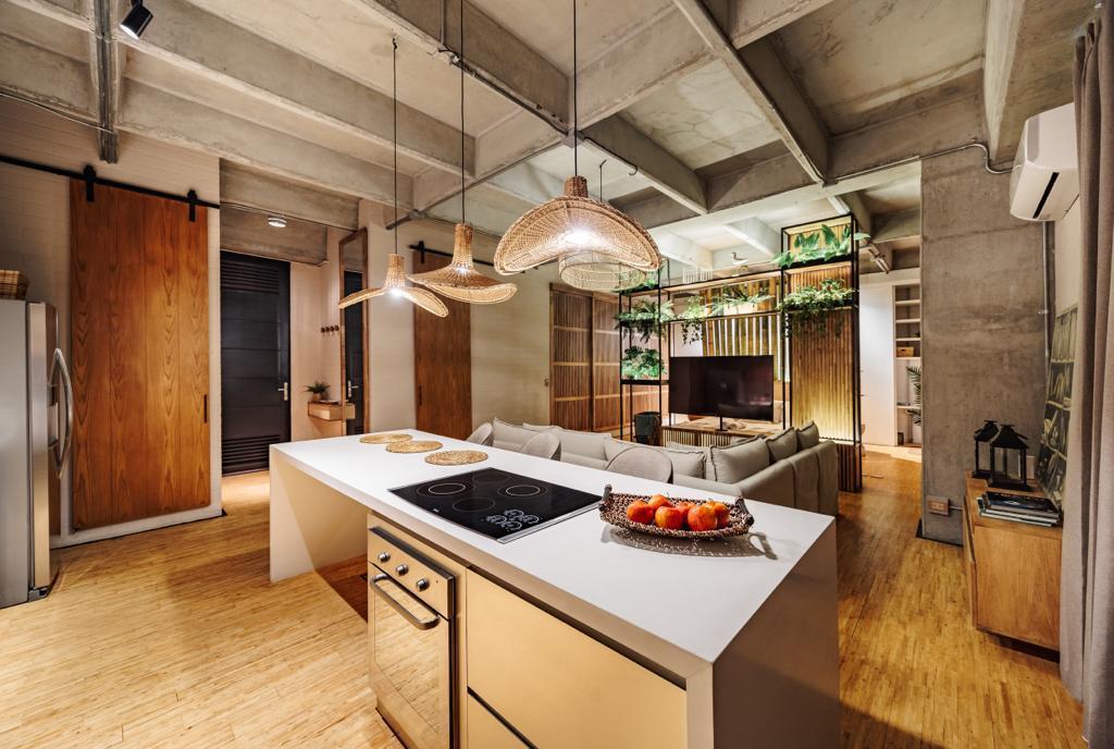 Industrial Design Loft with Stunning Green Views [Provenza] — imagen 1
