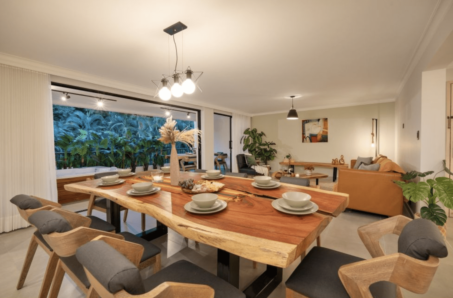 Provenza Fully Remodeled Apartment with Ample Space and Jacuzzi — imagen 4