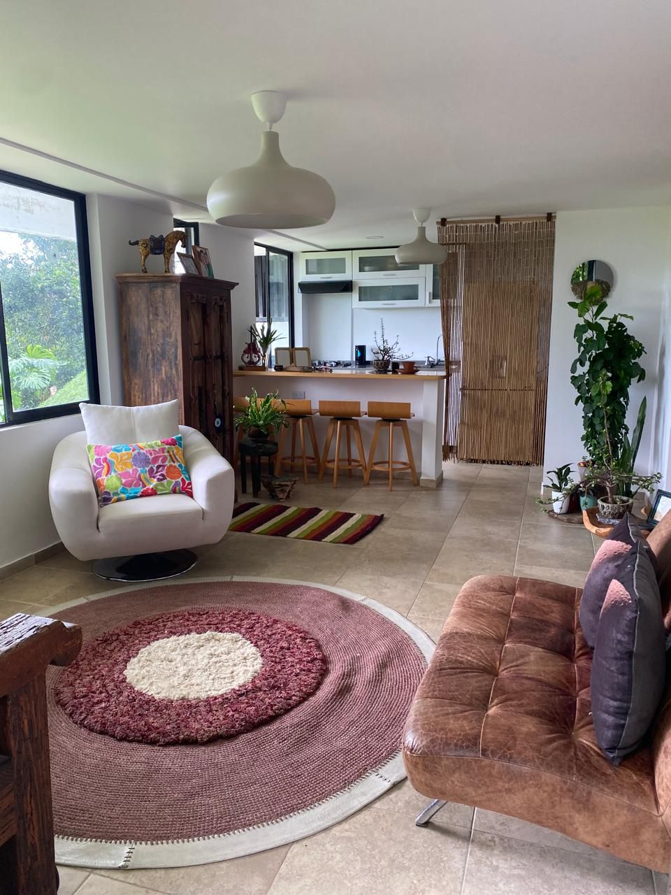 Amazing House with Canyon View, Pool, and Jacuzzi in Cerritos, Pereira. — imagen 3