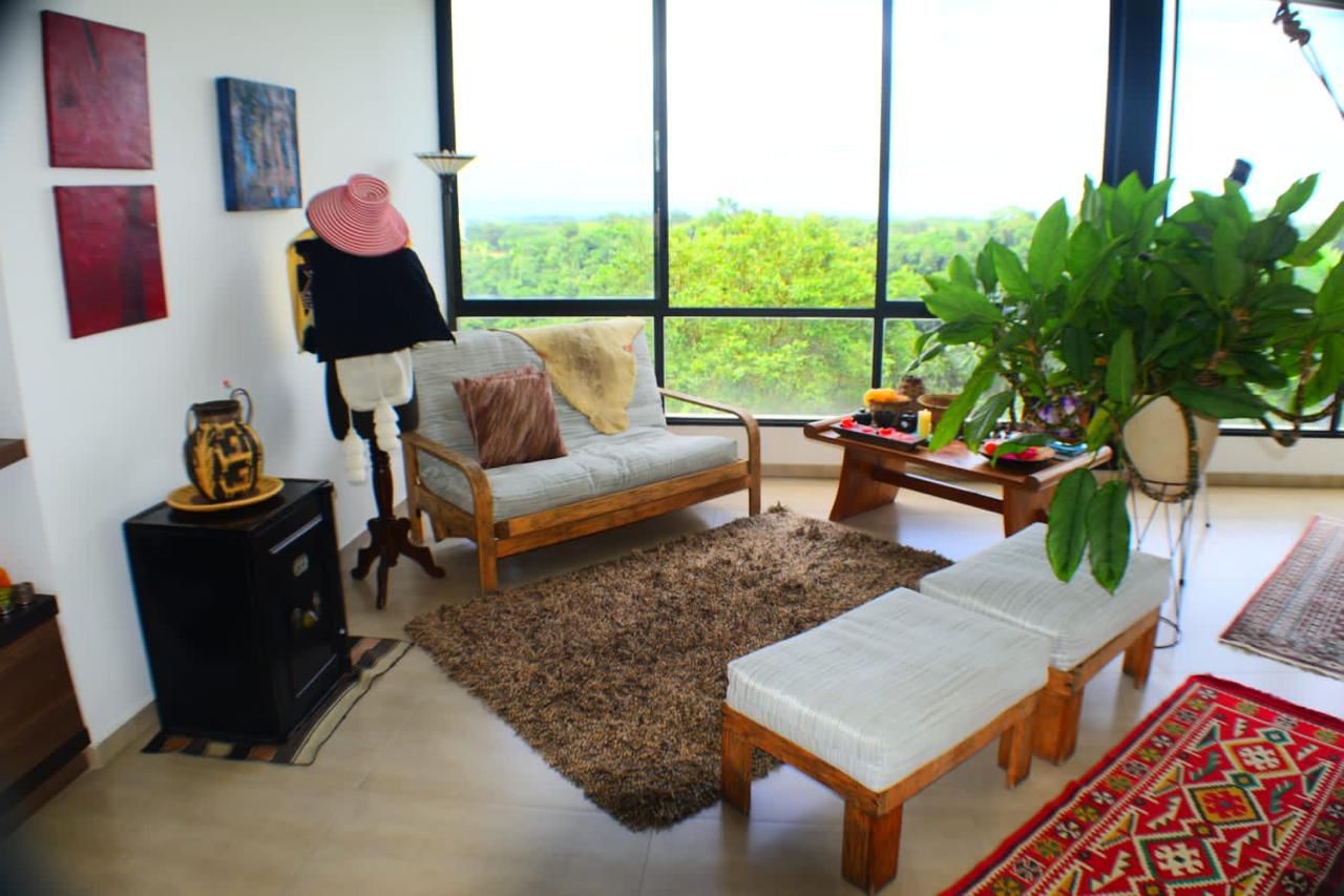 Amazing House with Canyon View, Pool, and Jacuzzi in Cerritos, Pereira. — imagen 4