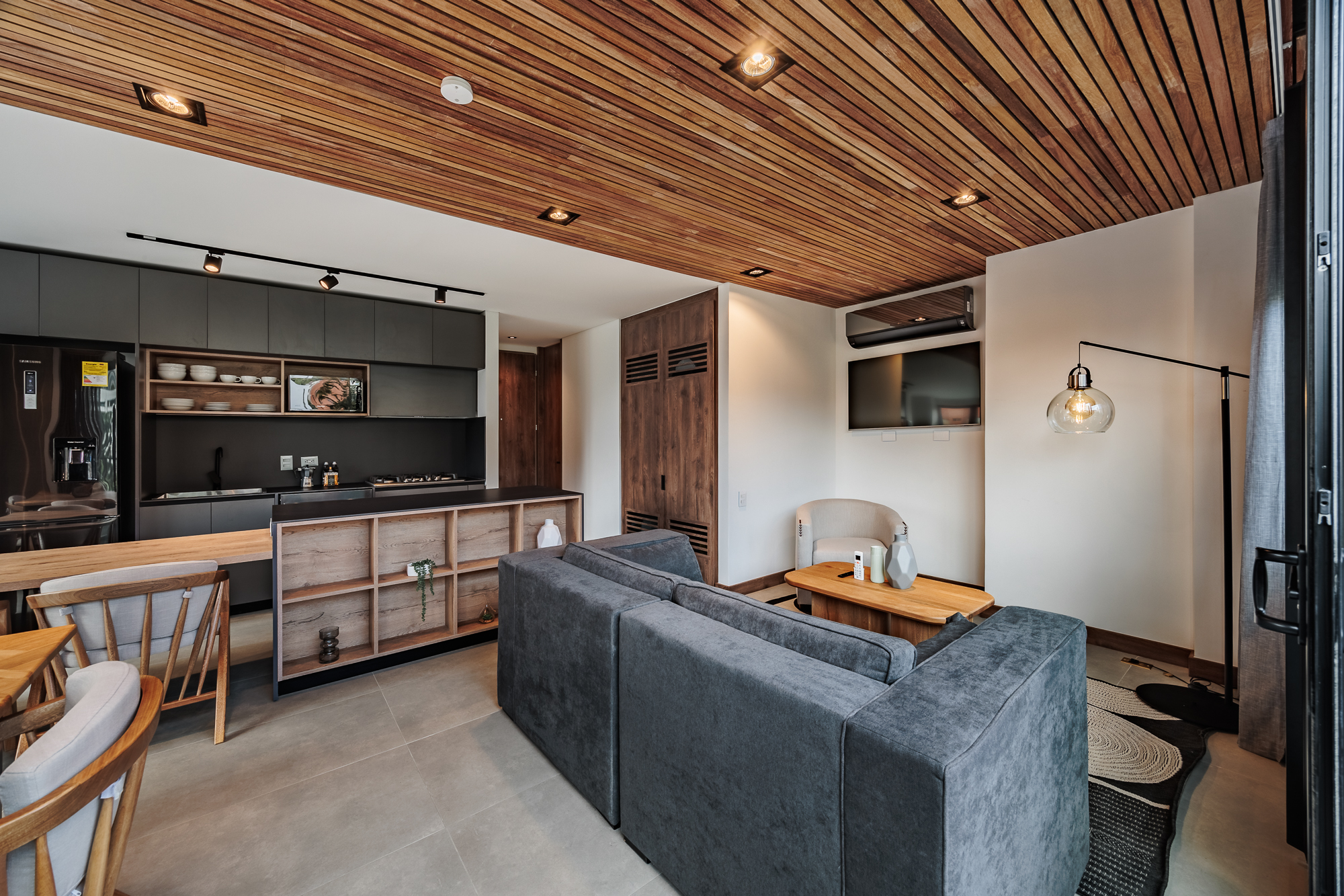 Two-Bedroom Apartment in El Poblado, Medellin | Daily Rentals Allowed — imagen 3