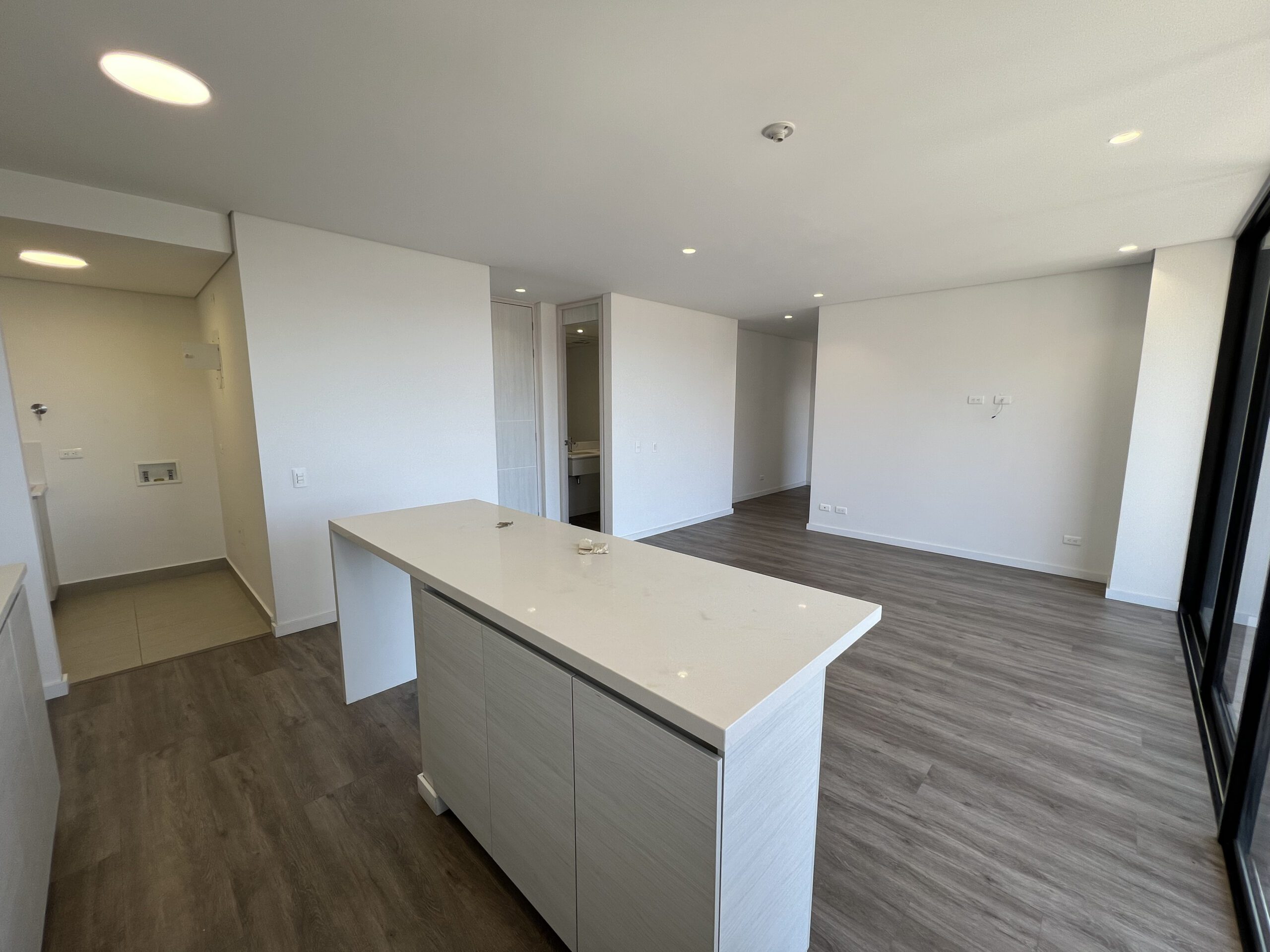 Modern 2 Bedroom Apartment in Lalinde – El Poblado [Modern Amenities] — imagen 1