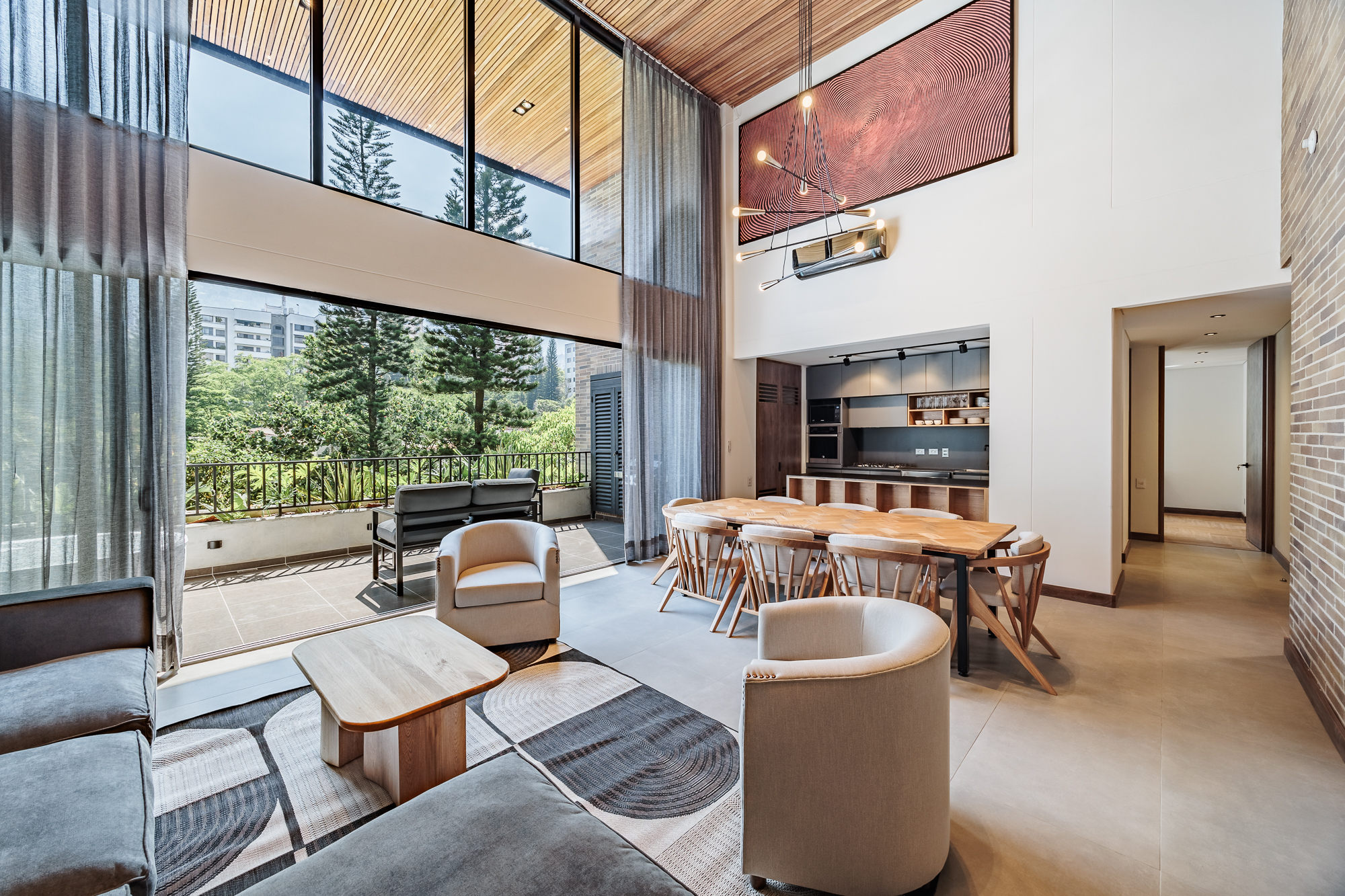 Three-Bedroom Apartment in El Poblado, Medellin | Daily Rentals Allowed — imagen 3