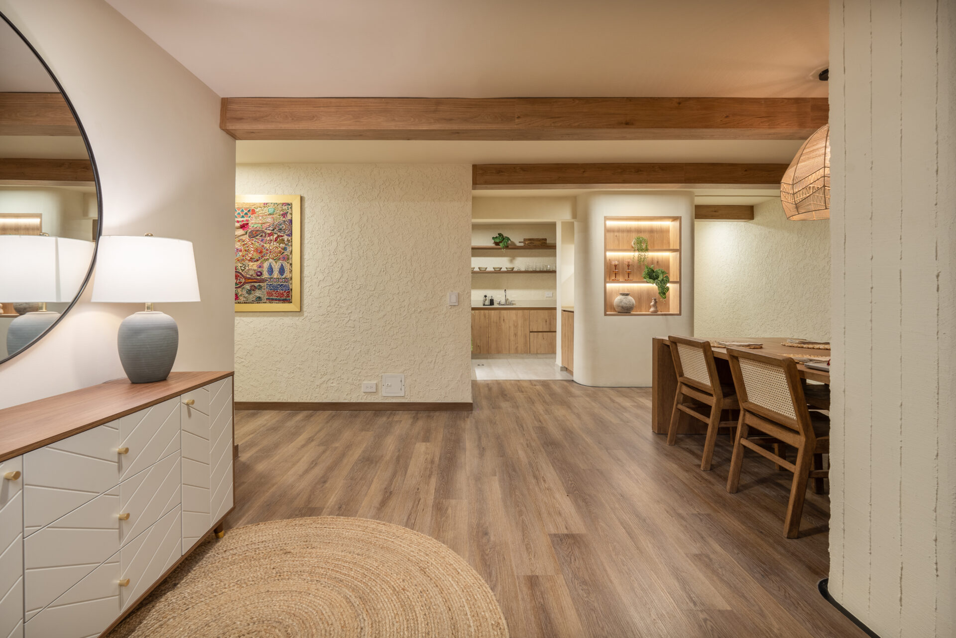 Three-Bedroom Daily Rental Apartment in the Heart of Provenza — imagen 4