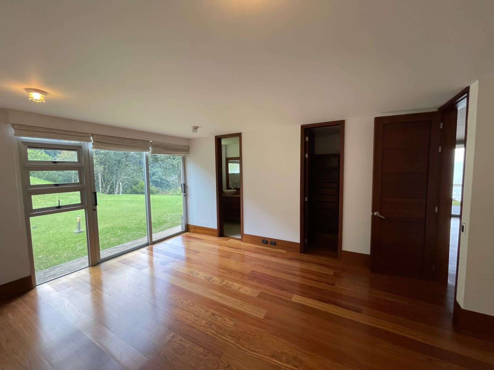 Luxury Three-Bedroom House Located in Las Palmas with the most Amazing Views — imagen 1