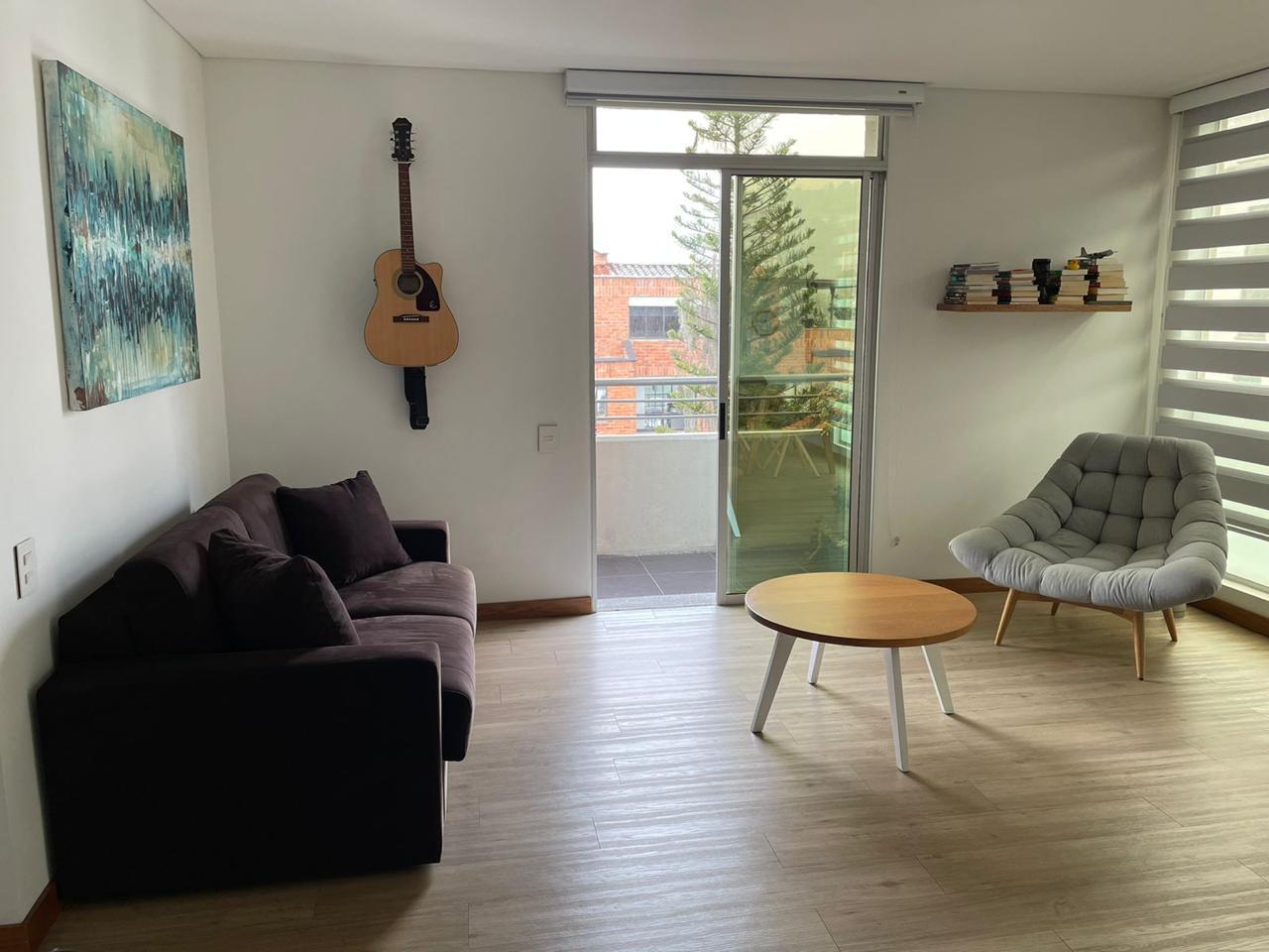 Spacious One-Bedroom Apartment in El Tesoro, [El Poblado] — imagen 3