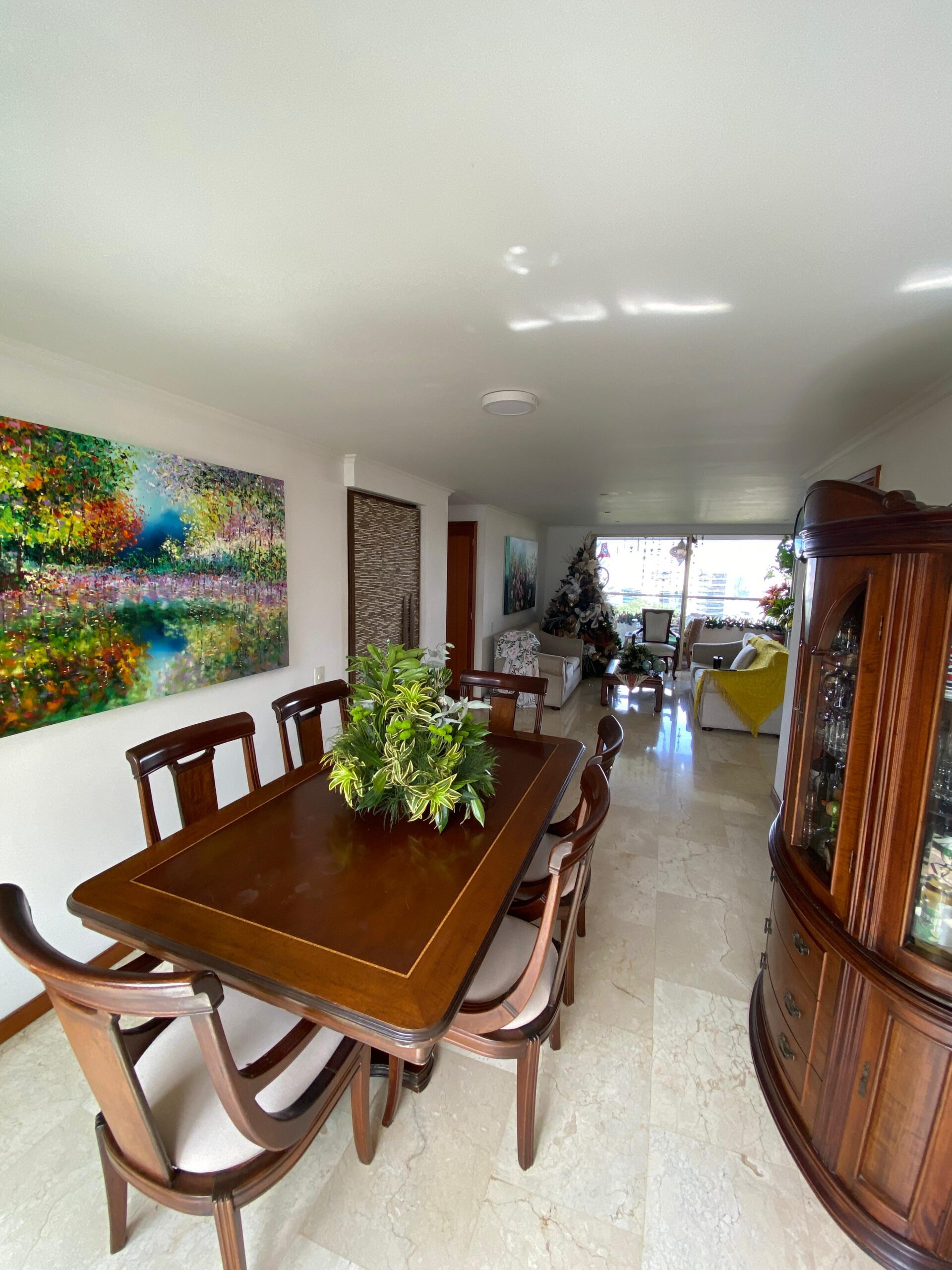 Spacious Apartment with City Views in Los Balsos (El Poblado) — imagen 10