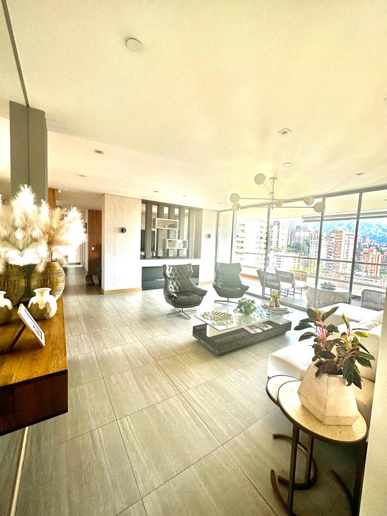 Modern Luxury High-Level Apartment Steps Away from Provenza/ Amazing City Views — imagen 4