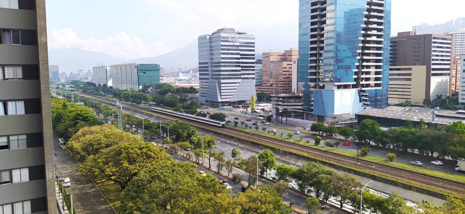 Modern Two-Bedroom Apartment with Stunning Views and Premium Amenities — imagen 1