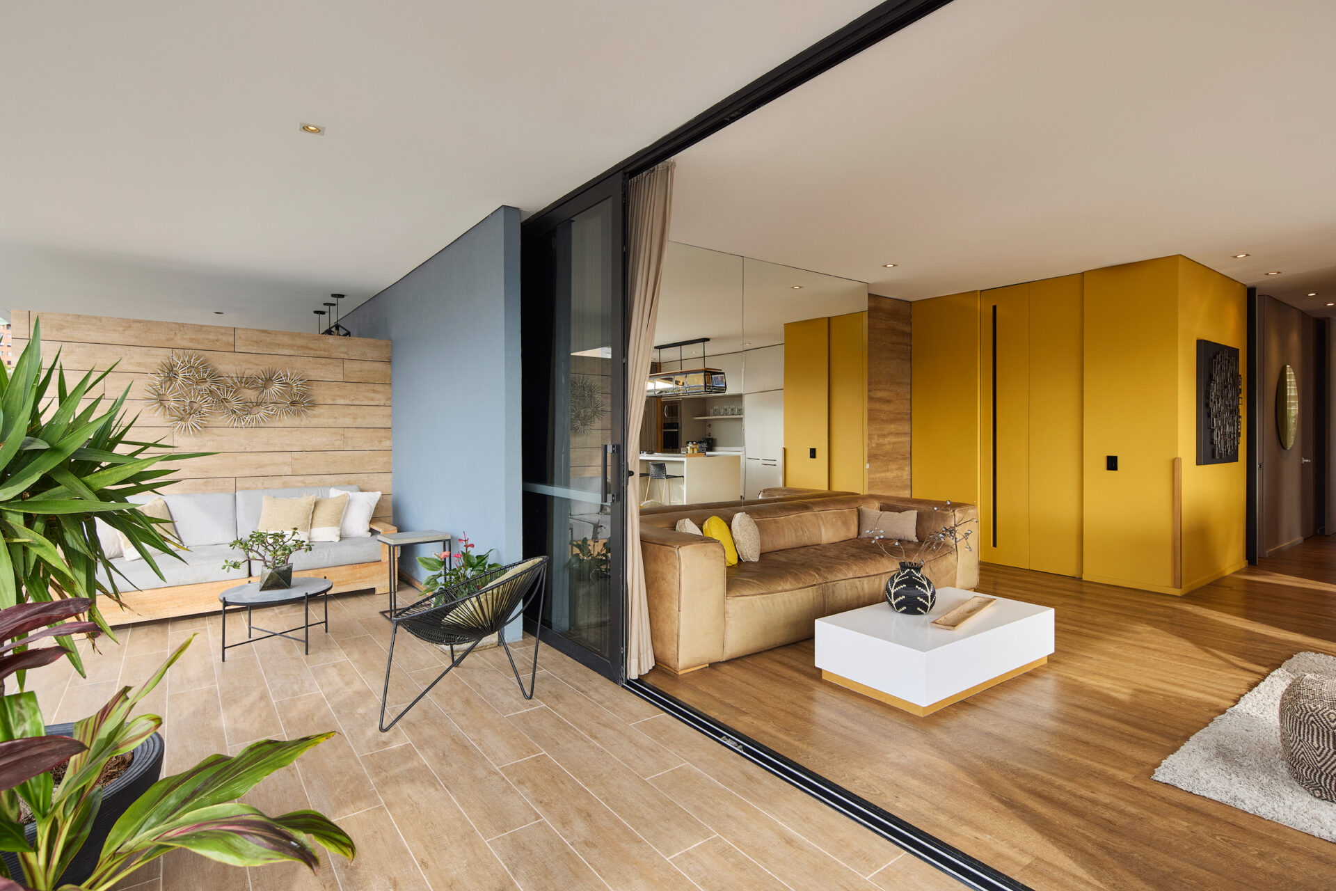 Spectacular Two-Bedroom Apartment in the Energy Building [Daily Rental] — imagen 3