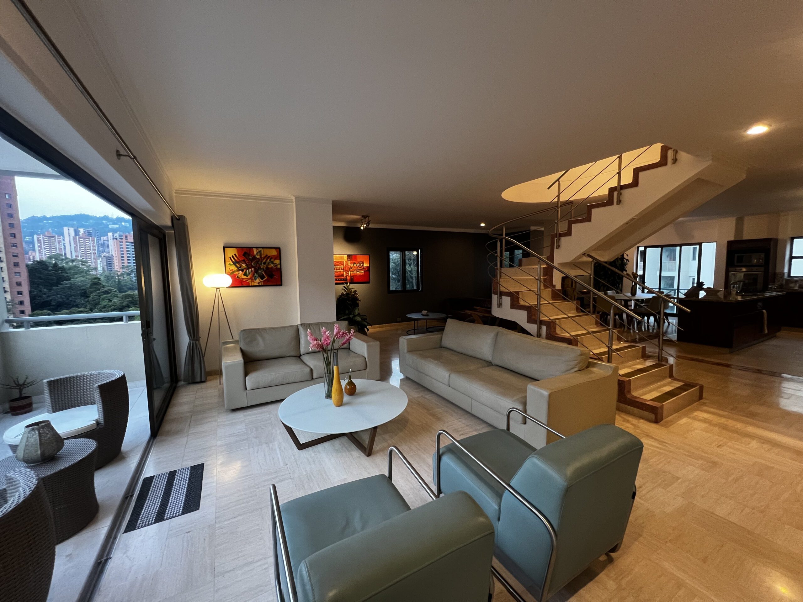 Duplex Penthouse with Close to Provenza and Milla de Oro — imagen 3
