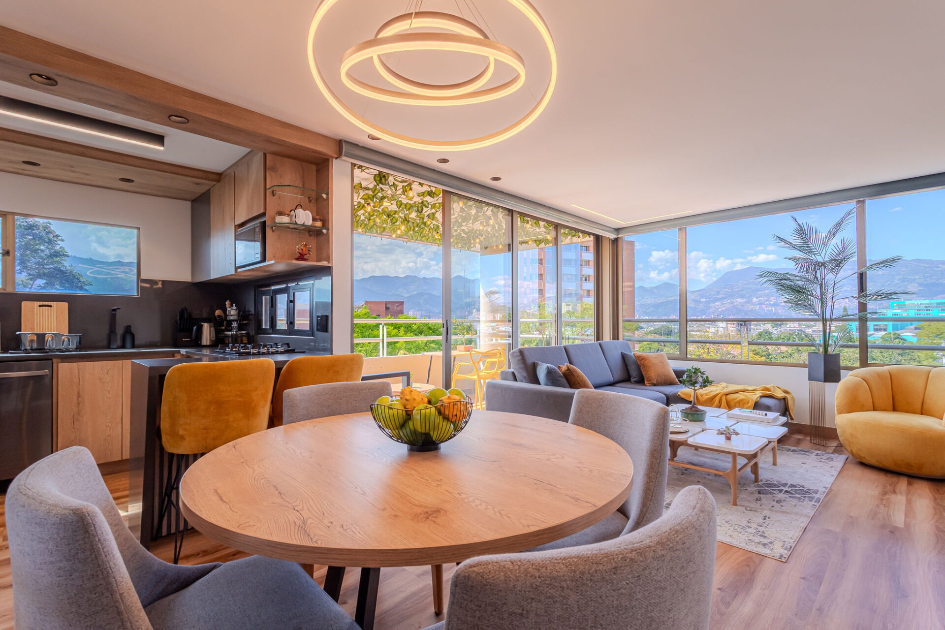 El Poblado Apartment 2 BR, Fully Furnished & Prime Location — imagen 1
