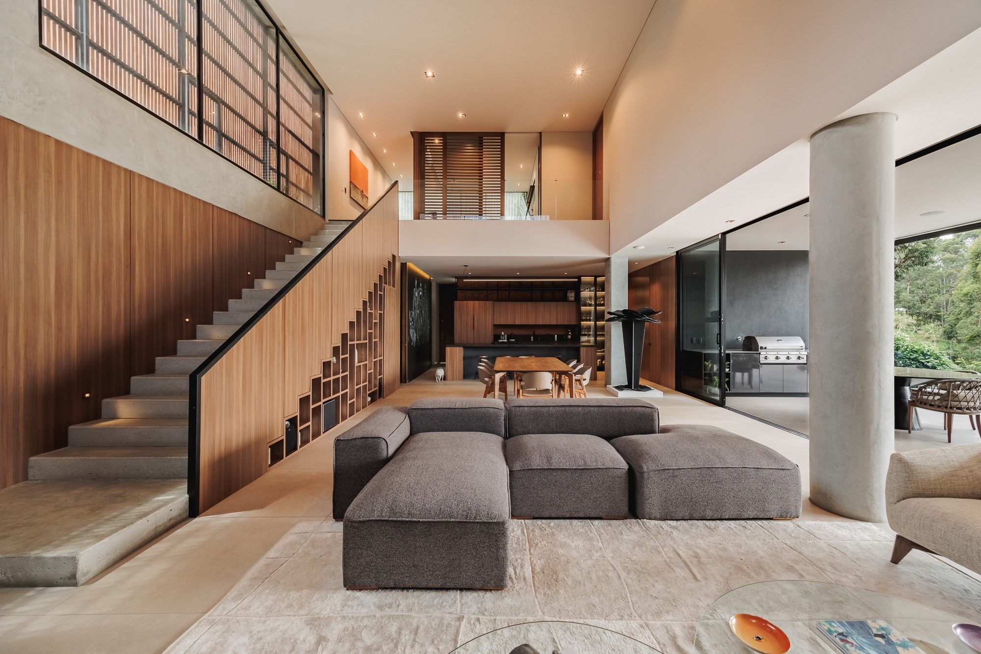 Luxury and Modern Two Level House in El Poblado, Medellin [El Tesoro] — imagen 3