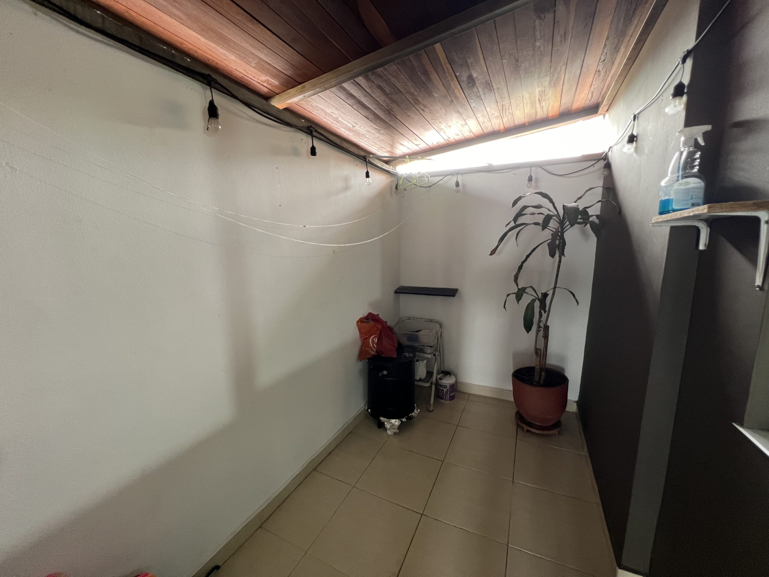 Three-Bedroom Apartment with Stunning City Views in El Poblado — imagen 4