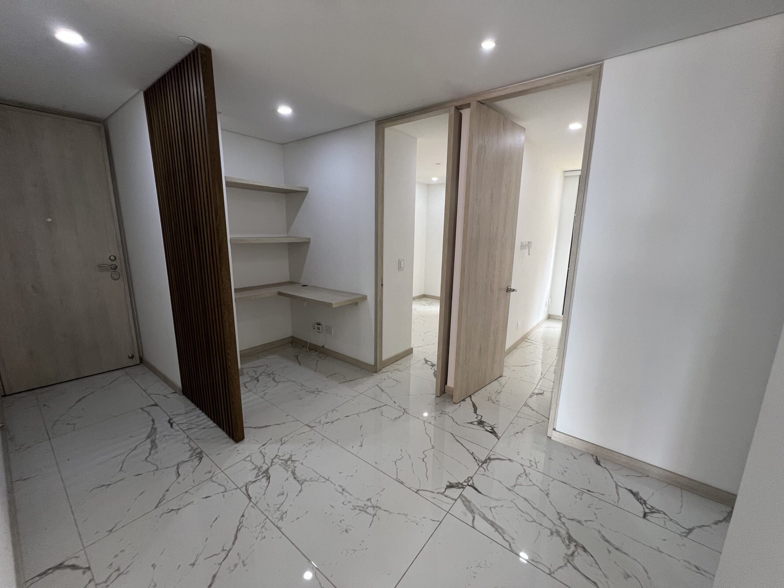 New Modern Three Bedroom Apartment in Las Palmas Area – Medellin — imagen 1