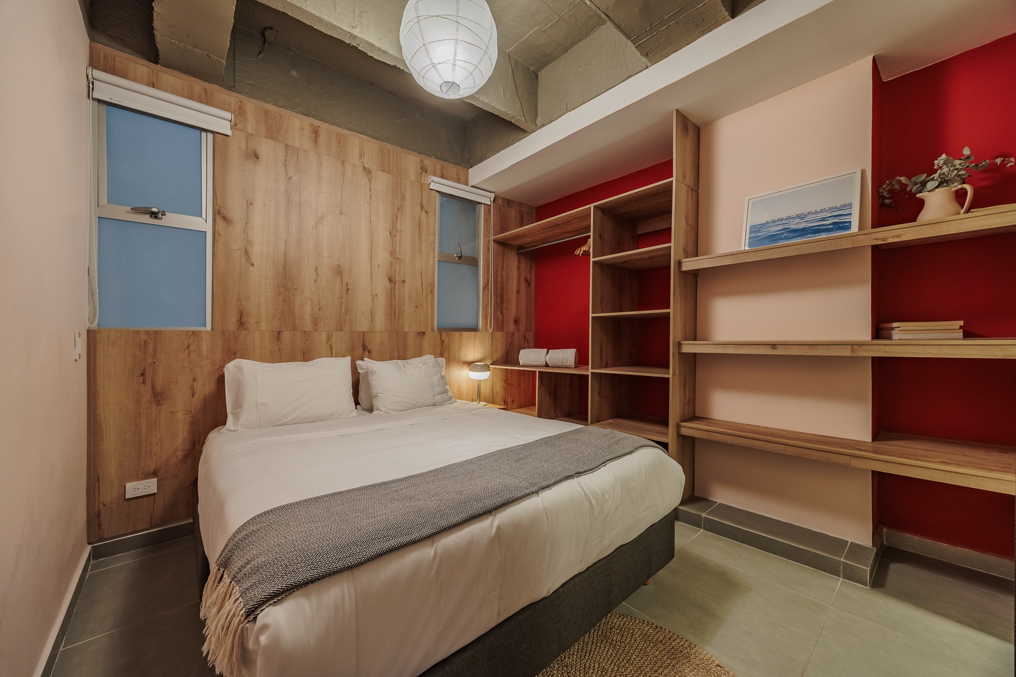 Laureles Daily Rental Apartment with Modern Industrial Design [Medellin] — imagen 1