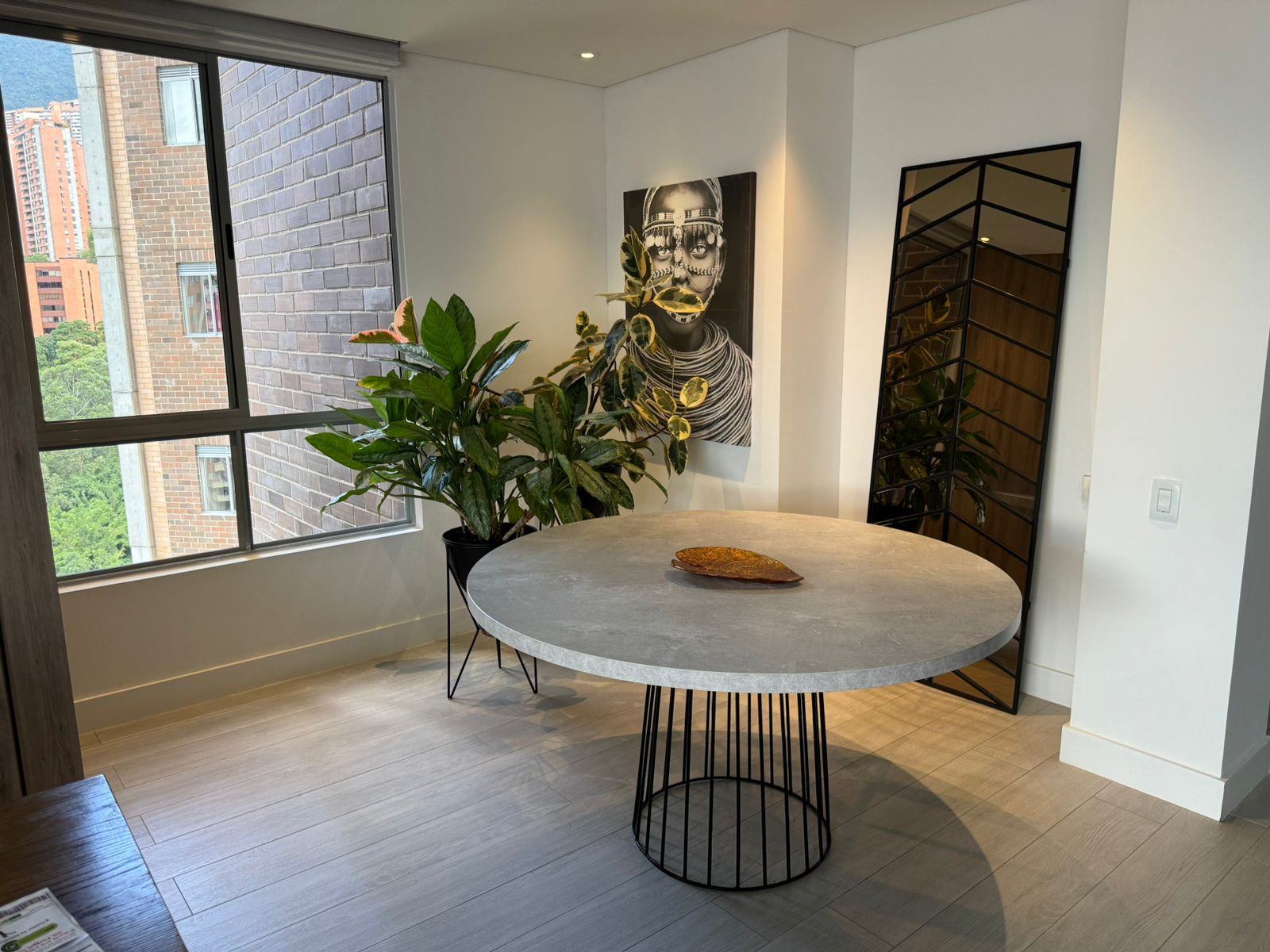 Renovated Unit – Provenza Location With Amazing View — imagen 3