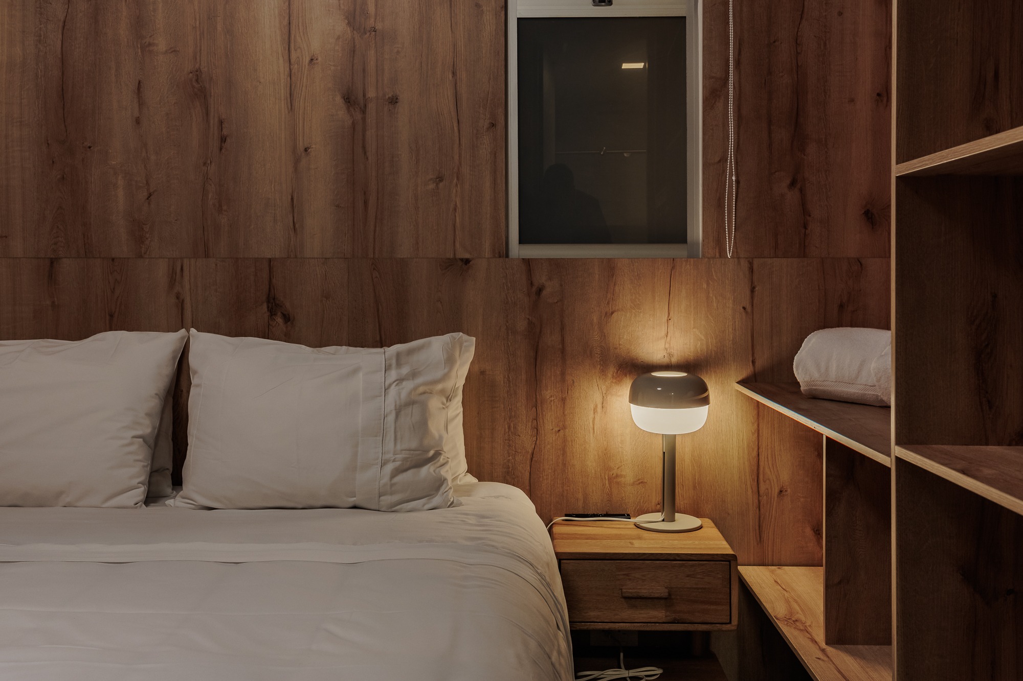 Laureles Daily Rental Apartment with Modern Industrial Design [Medellin] — imagen 4
