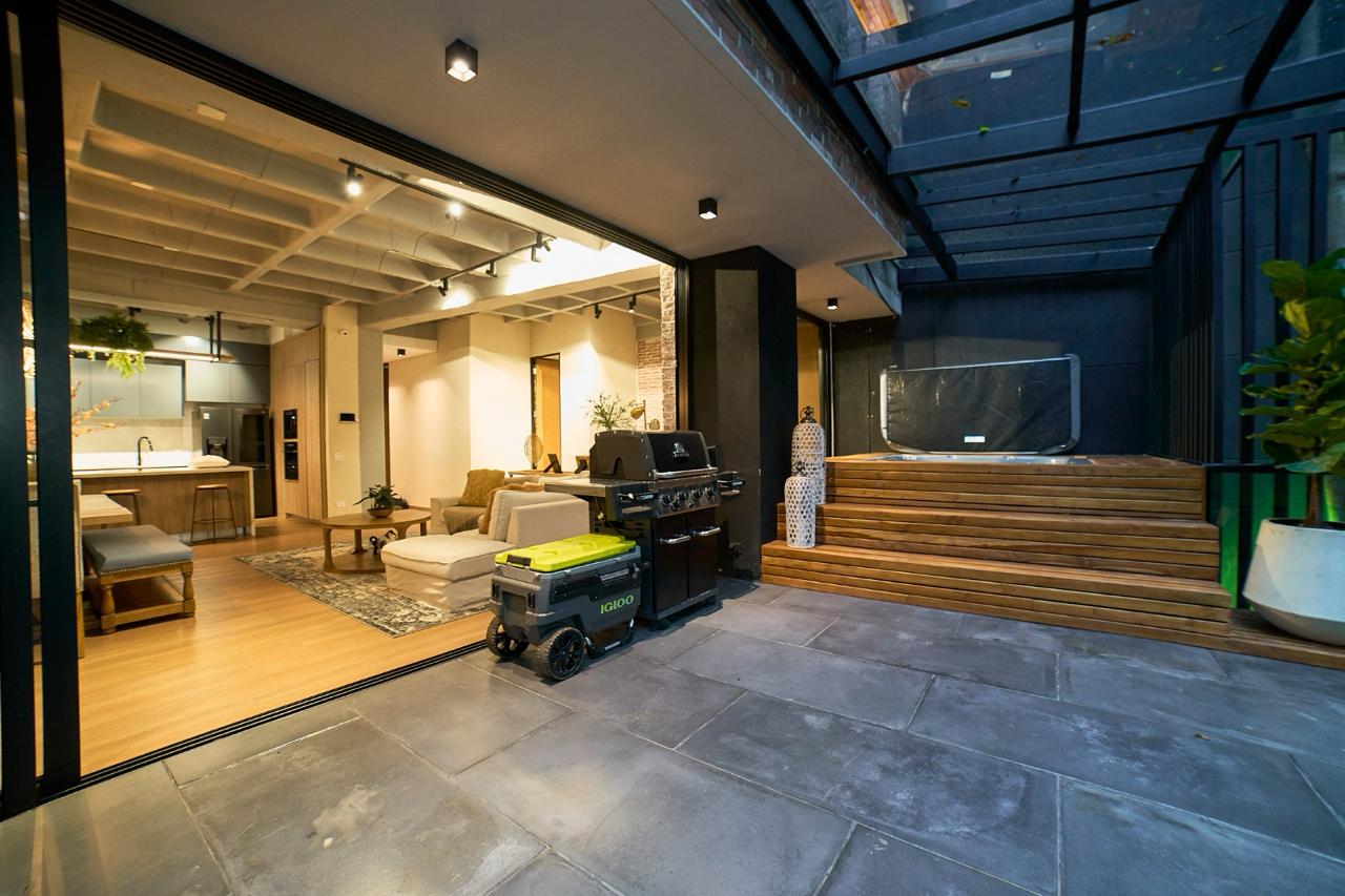 Luxury Whole level Apartment in Poblado Area [Golden Mile] — imagen 3