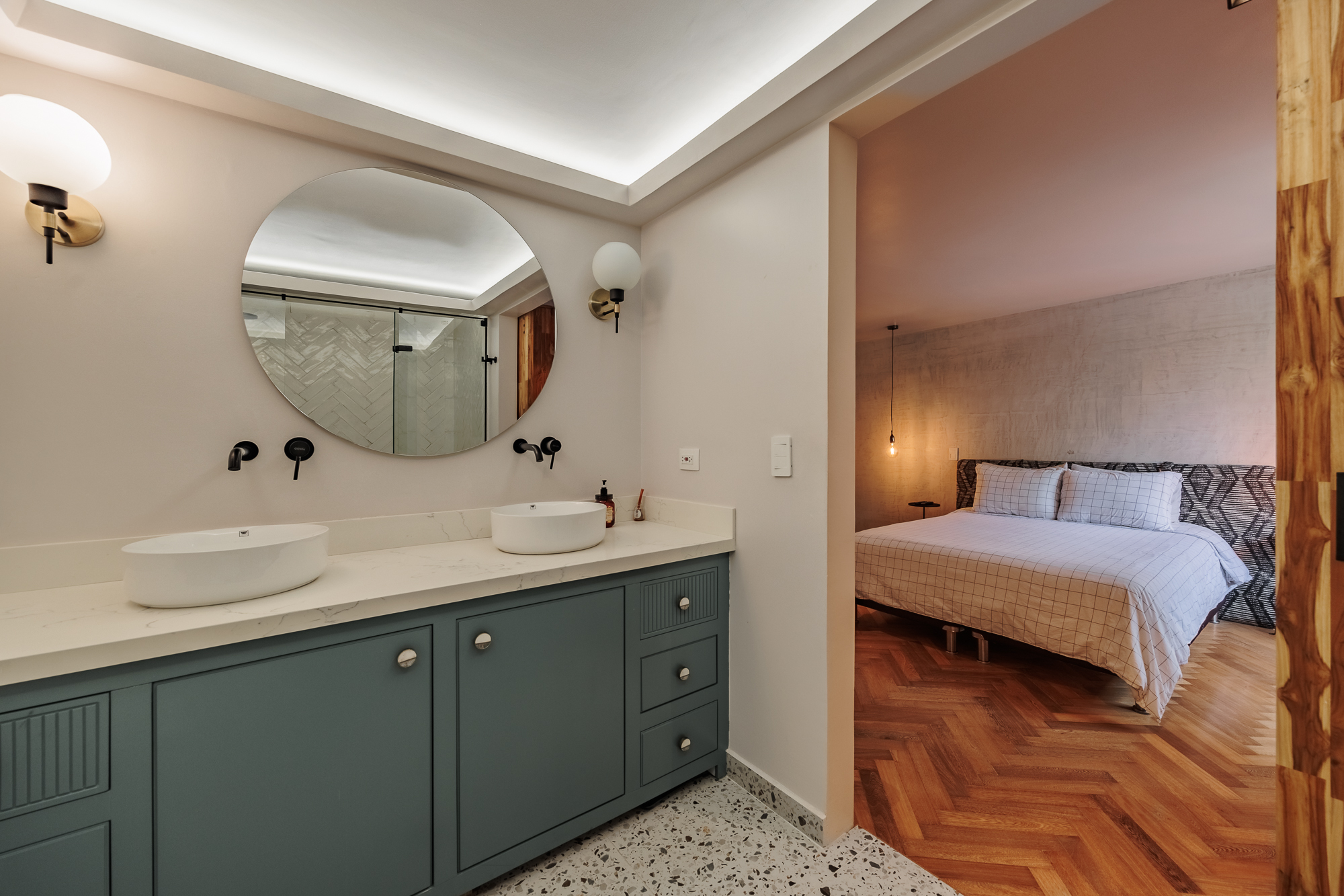 Fully Furnished Two Bedroom Apartment in the heart of El Poblado [Lalinde] — imagen 4