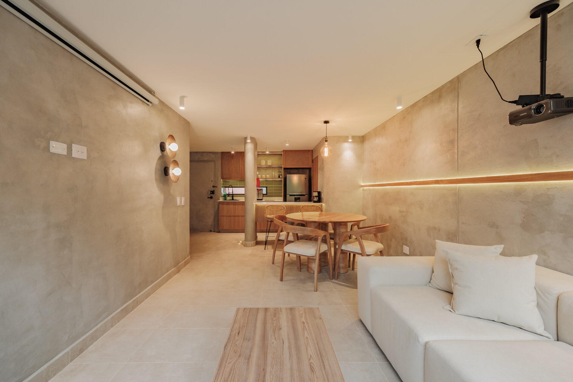 Fully Remodeled Two Bedroom Apartment in the Heart of Poblado — imagen 4