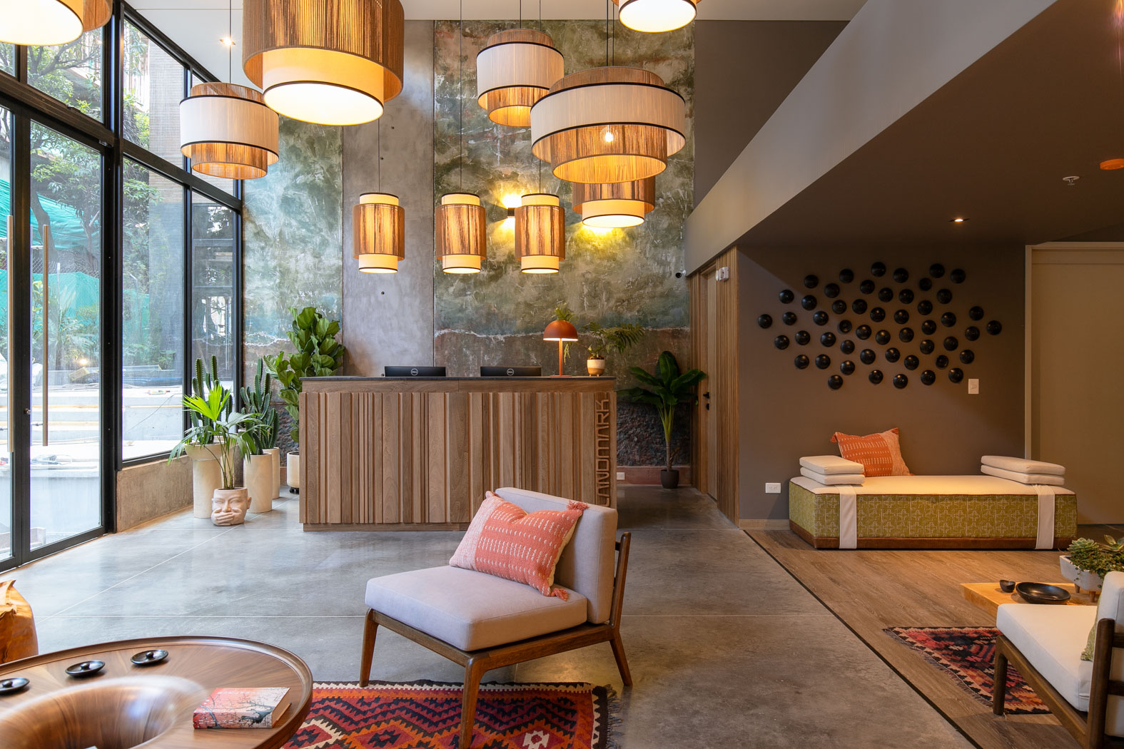 Hotel Share Investment Airbnb-Licensed Opportunity in El Poblado — imagen 1