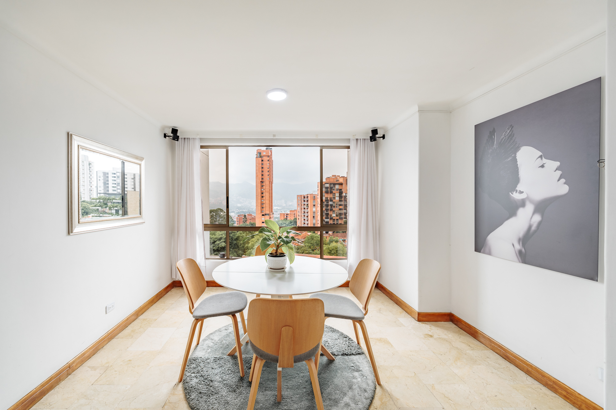 High Level Condo Located In The Top Streets In Town – Las Lomas, El Poblado — imagen 3