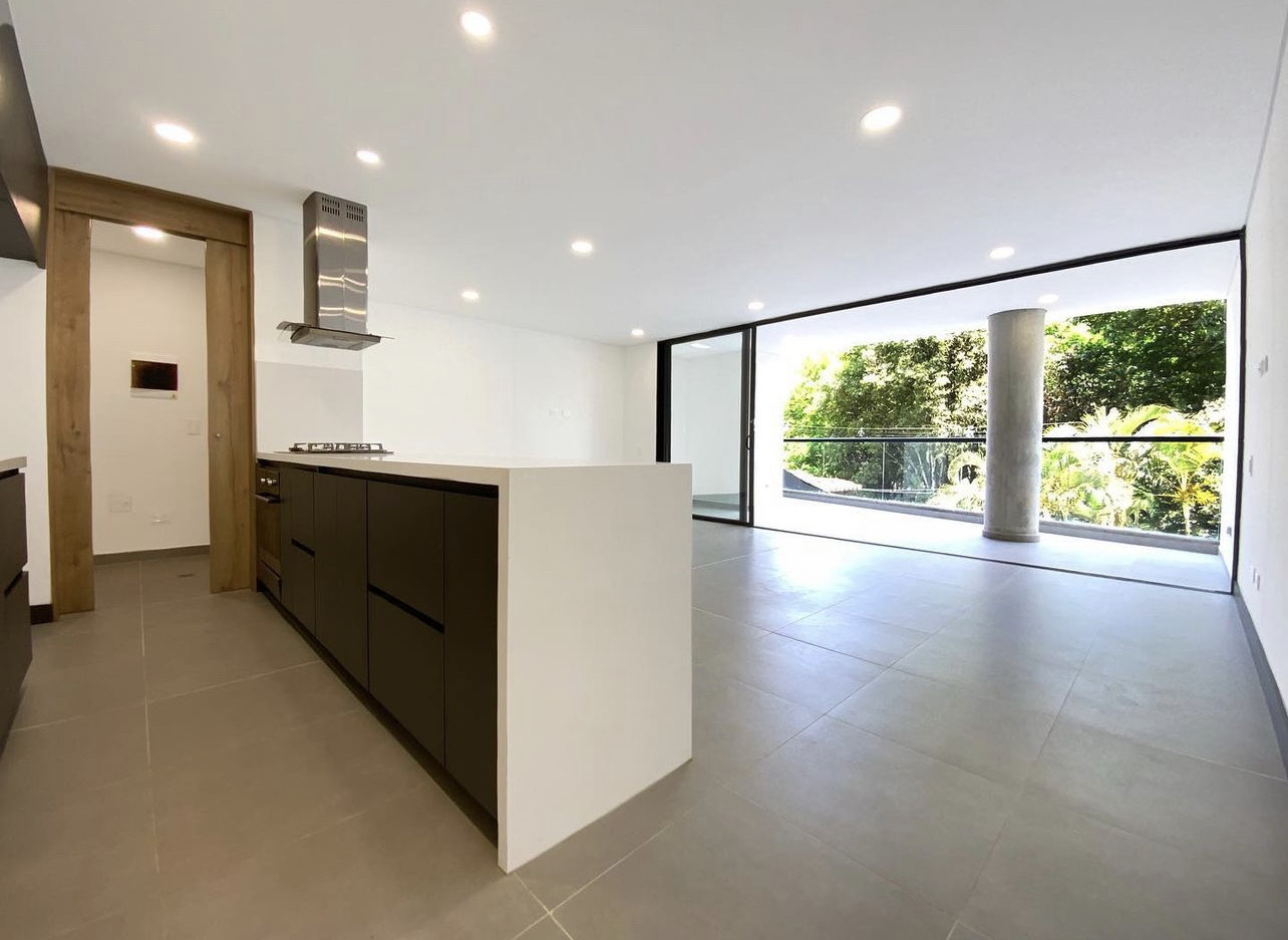 New Elegant and Modern Condo In Laureles — imagen 1