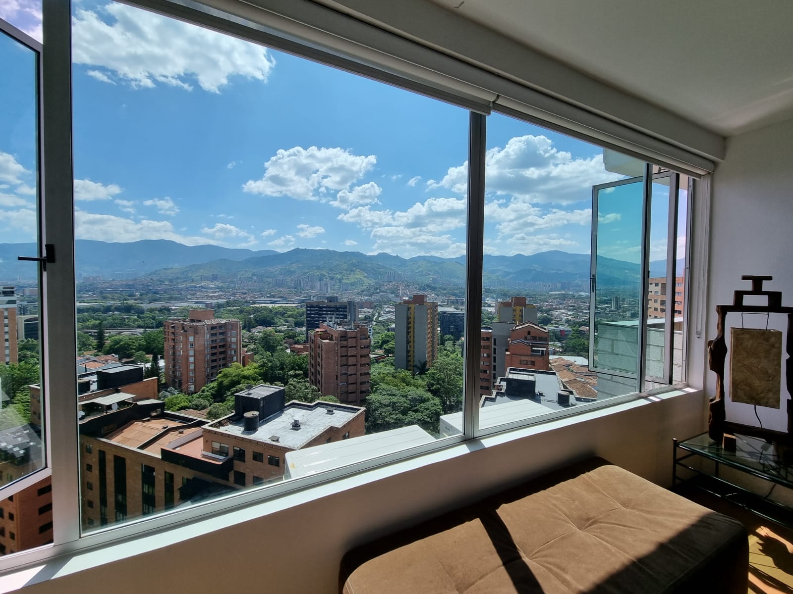 High-Level Condo With Cityscape Views Located near Oviedo, El Poblado [2 Bedroom] — imagen 4
