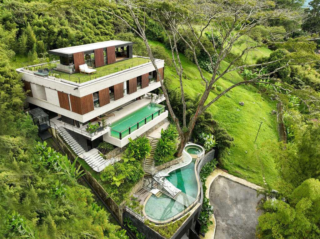 Majestic Multi Level House with the Most Elegant Finishes [Fully Furnished] — imagen 1