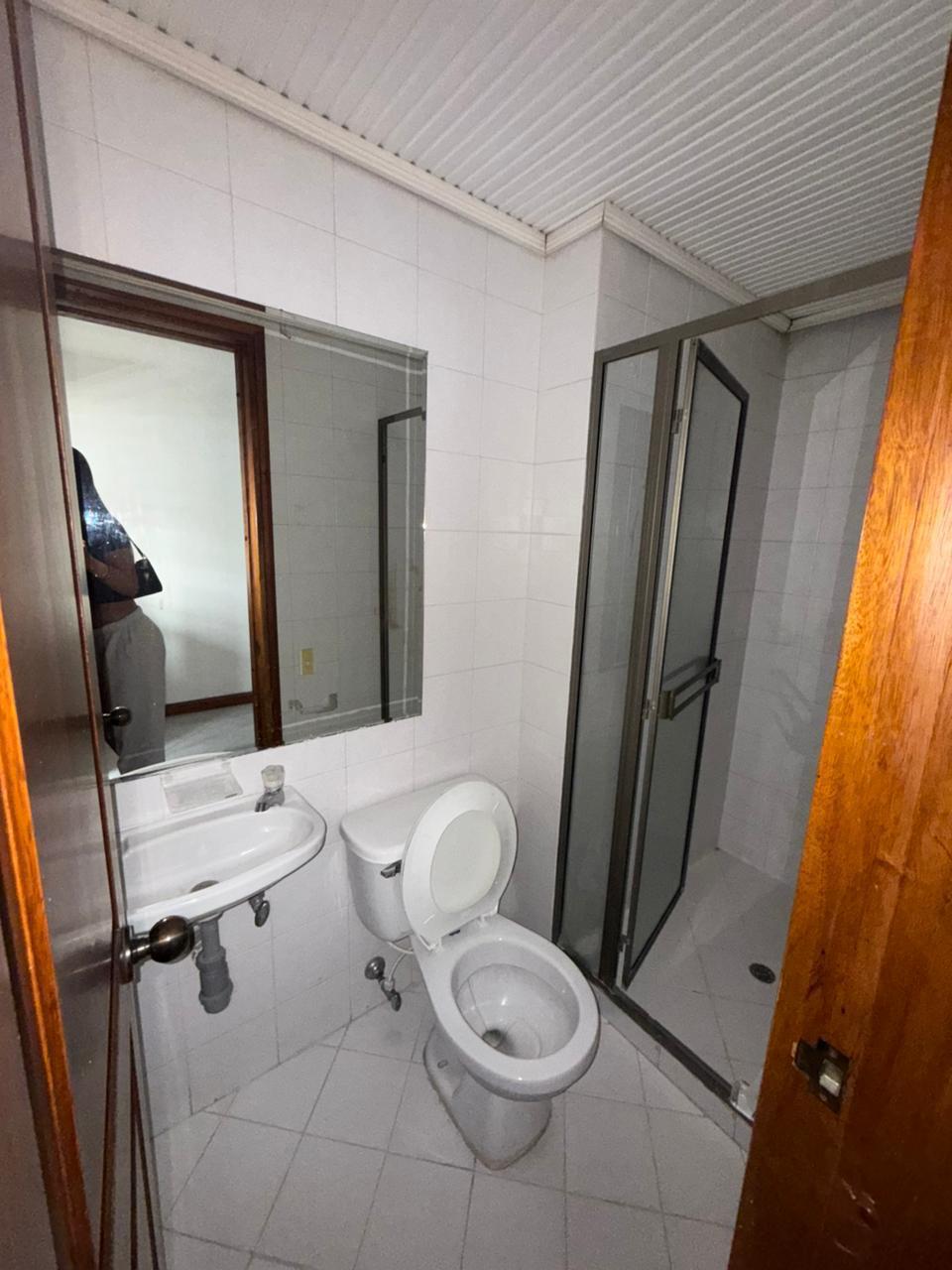Remodel Opportunity in El Poblado [Negotiable] — image 3