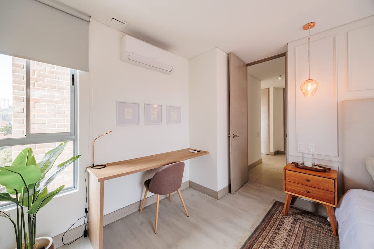 Provenza Apartment 3 BR with Great Rental Potential — imagen 4