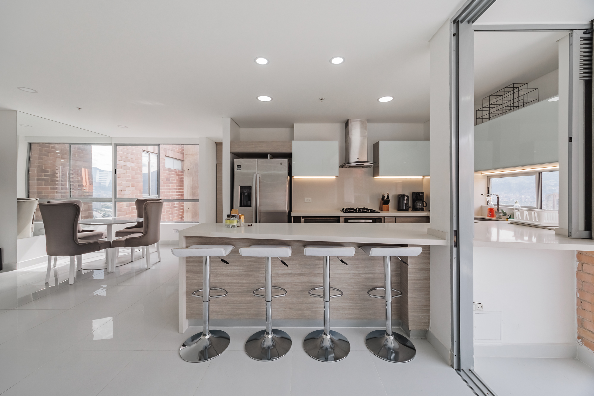 3-Bedroom Apartment in Provenza with 157 m² and Private Sauna — image 3
