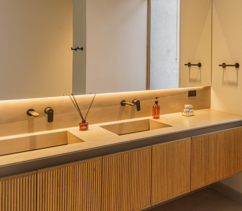 Amazing Apartment with Spacious Layout and Top Amenities in El Poblado — imagen 3