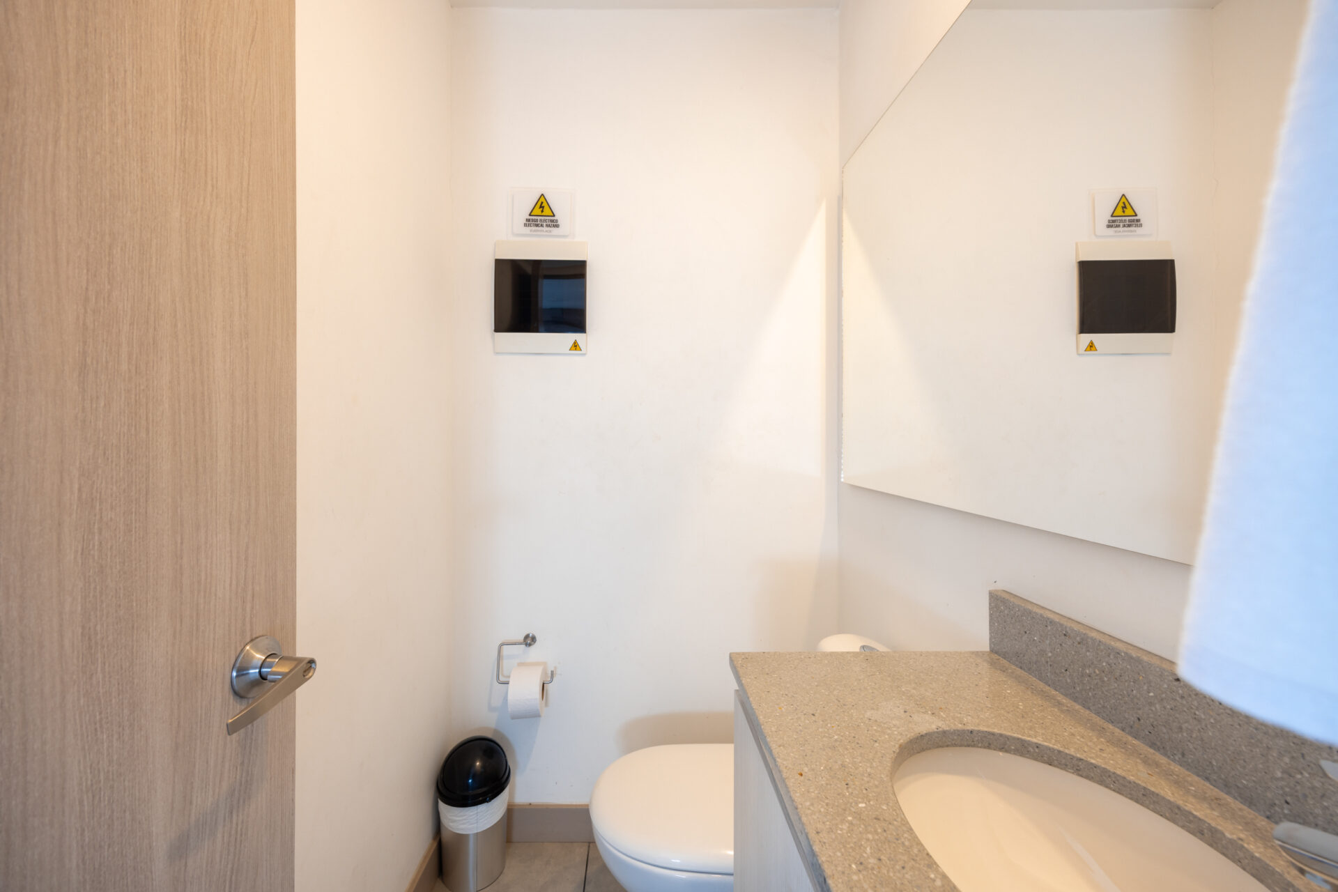 Modern Daily Rental Apartment in El Poblado with Great Amenities — imagen 4