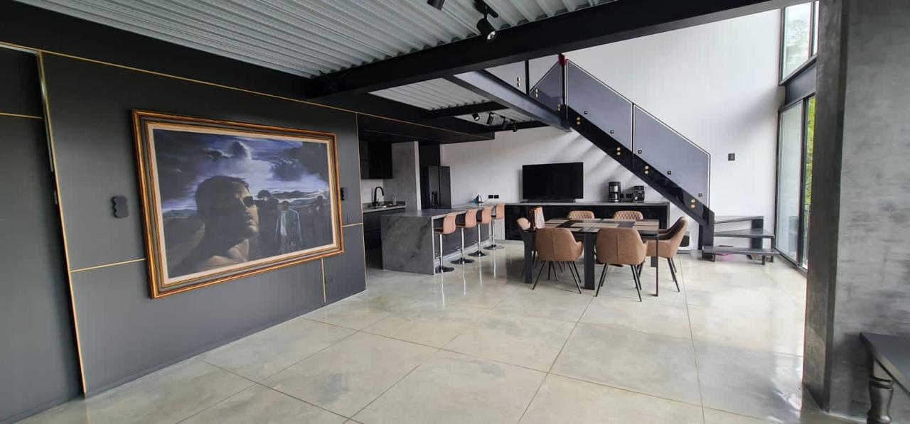 Turnkey Two-Bedroom Duplex in the Heart of Astorga — imagen 3